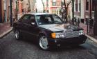 Mercedes-Benz 500 E по улиците на Бостън