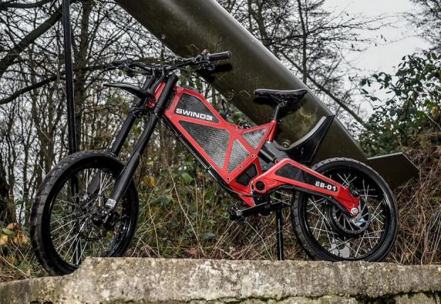 Swind EB-01 е електрическо колело, което вдига 100 км/ч. Бие Panigale на драг! (Видео)