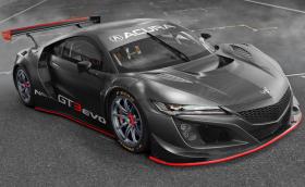 Honda NSX GT3 Evo изглежда супер зла. Мощна е 500 коня, не е хибрид и е само със задно