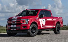 Hennessey Heritage Edition F-150 е мощен 758 коня пикап, оцветен като Ford GT40 от 67-ма