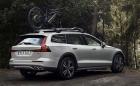 Новото Volvo V60 Cross Country е тук, за да докаже, че не ни трябват големи кросоувъри