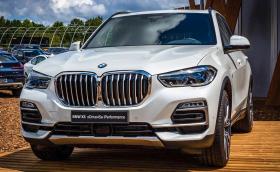 Видяхме новото BMW X5, два месеца преди световната му премиера. Колата е впечатляваща