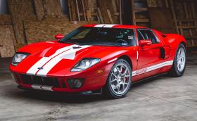 Този Ford GT е на 18 километра и се продава за минимум 280 хил. долара