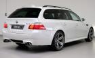 Това бяло BMW M5 E61 се продава за 97 000 лв.