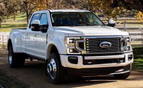 Дизелът бил на умирачка? Новият 6,7-литров V8 на Ford Super Duty има над 1500 Нм въртящ момент
