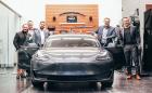 Лоялен клиент нa Infiniti в Канада поиска електрически автомобил. Японците му продадоха Tesla Model 3