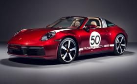 Porsche показа специална Targa 4S. Сред опциите откриваме ръчен часовник за 11 хил. евро
