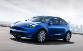 Model Y е първата кола, с която Tesla изпреварва графика