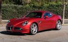 Тази Alfa Romeo 8C Competizione се продава за 300 хил. евро