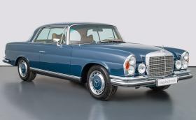 1970 Mercedes-Benz 280 SE с 5,5 V8 и 360 коня. Продава се за 470 хил. евро