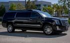 Този Cadillac Escalade ESV е по-луксозен от Rolls-Royce Phantom и помещава 43-инчов телевизор