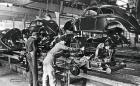 VW Beetle влиза в серийно производство преди 75 години!