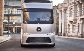 Daimler, Volvo и VW Group изграждат обща мрежа за зареждане на електрически камиони