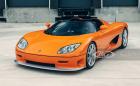 Този Koenigsegg CCR от 2004-та изглежда приятно и днес. Продава се за 720 хил. евро…