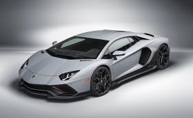 Aventador LP780-4 Ultimae е последният нехибриден V12 на Lamborghini