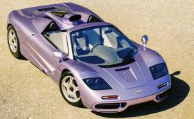 Леле, това е McLaren F1 Roadster