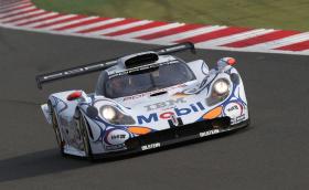 Това е историята на победителя от Льо Ман Porsche 911 GT1 (Видео)