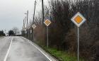В Северозападна България: 14 знака предимство за 300 метра улица