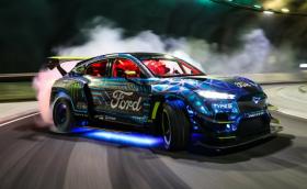 Ford Mustang Mach E с 1400 к.с и Вон Гитин вилнеят на Фарьорските острови. Видео