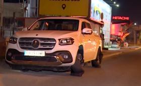 Видео с пияния Андре Токев, каращ Mercedes по джанти в София