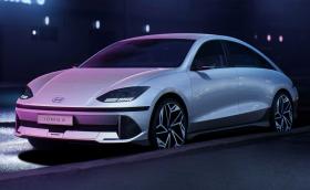 Hyundai Ioniq 6 дебютира като конкурент на Tesla Model 3