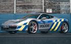Чешките полицаи получиха и Ferrari 458 Italia