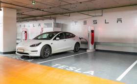 Третата Supercharger зарядна станция на Tesla у нас ще е в Бургас