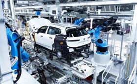CATL инвестира 7,3 млрд. евро в завод за батерии за BMW и Mercedes в Унгария