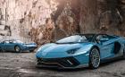 Последният Aventador позира с уникална Miura от 1968