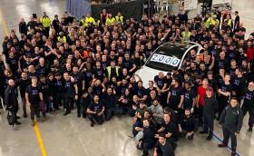 Tesla вече прави по 2000 коли седмично в Берлин
