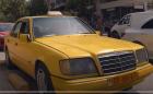 Албанско такси Merc W124 мина 1 584 589 км с оригиналния двигател и още е в движение