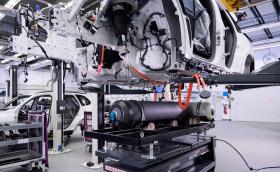 BMW вече произвежда водороден X5 в Мюнхен