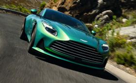 Aston Martin DB12 дебютира без V12