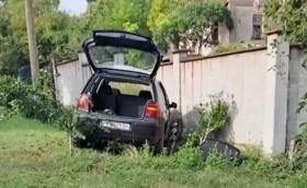11-годишен открадна кола и катастрофира с превишена скорост
