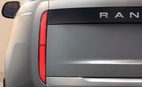Електрическият Range Rover ще предлага динамиката на P615