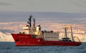 Българският кораб “Св. св. Кирил и Методий” участва в спасителна операция край пролива Дрейк