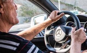 ЕК предлага ограничения за млади водачи и медицински прегледи за шофьори над 70 години