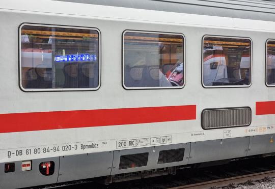 БДЖ купува 76 вагона на старо от Германските железници за 30 млн. лв.