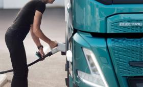 Германия започва да изгражда мрежа от зарядни за електрически камиони