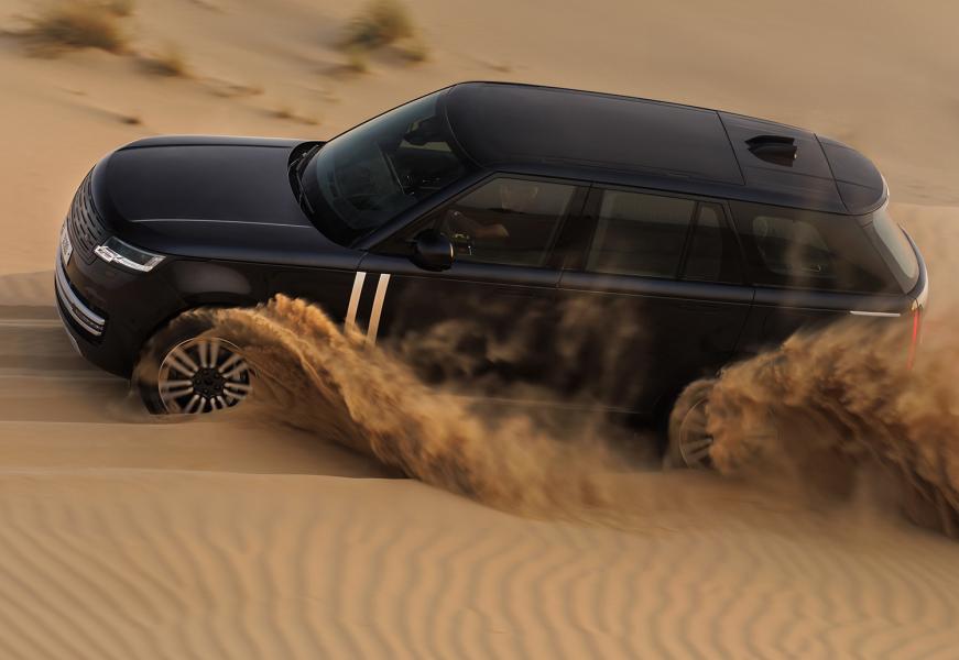 Range Rover EV катери 100-метрови дюни, вижте първи снимки на ...