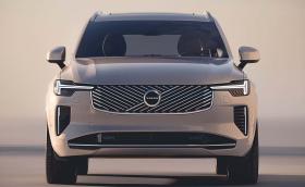 Volvo показа второ обновяване на 10-годишното XC90