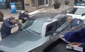 Екшън в центъра на София: BMW E60 бяга от полицията като на кино (Видео)