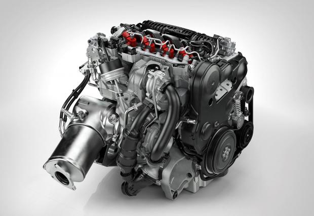 Новият D4 използва супер модерен четирицилиндров двигател, който е забележително икономичен
