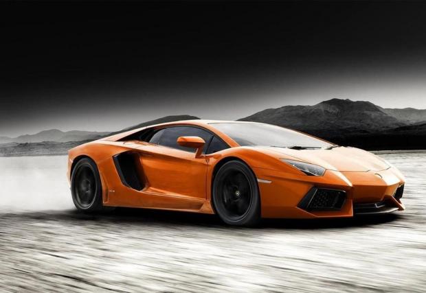 17.Lamborghini Aventador LP 700-4 (350 км/ч) 6,5 V12, 690 к.с. Цена 'само' 400 000 долара