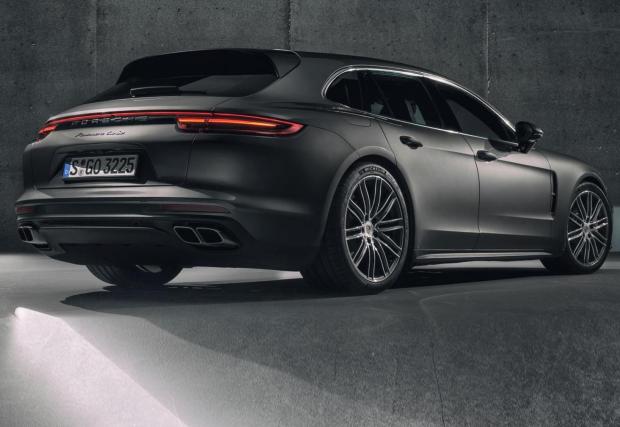 Porsche Panamera Turbo Sport Turismo - 0-100 км/ч за 3,8 сек