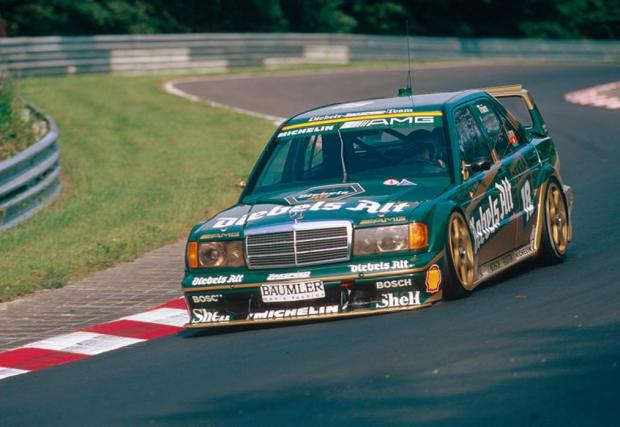 1993. През септември Merc записва своята 50-а победа в DTM със 190Е. За сезона са общо осем, а Роланд Аш завършва на второ място. 