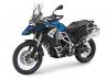 ... и F 800 GS Adventure, всичките в Racing blue и със рамки в Light white.