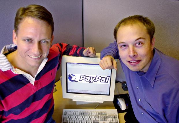 1999 г. Илон Мъск съосновава PayPal – не си губи времето.