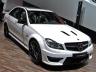 2011 W204 C63 Edition 507: Може би се чудите защо тази скромна C-класа присъства сред толкова изумителни суперколи? Защото отбелязва края на една епоха – последното работно място на легендарния 6,2-литровия атмосферен V8.