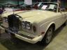 Rolls Corniche от 84-та, задвижва се от 6,75-литров V8 със 195 к.с. 